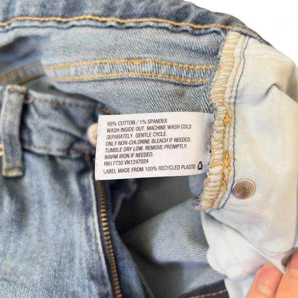 Wild Fable Highest Rise Mom Jean - Picture 4 of 9